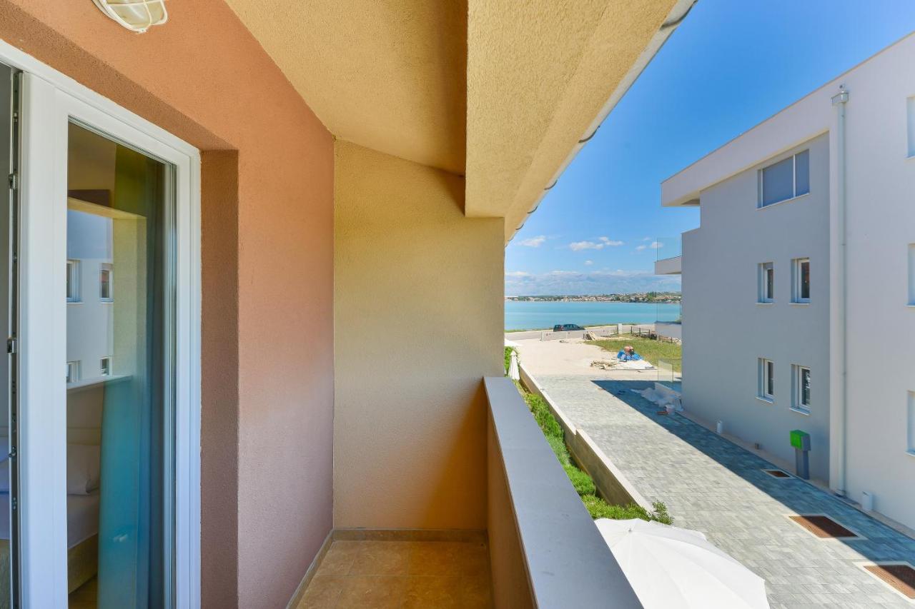 Apartments By The Sea Nin, Zadar - 13172 Extérieur photo